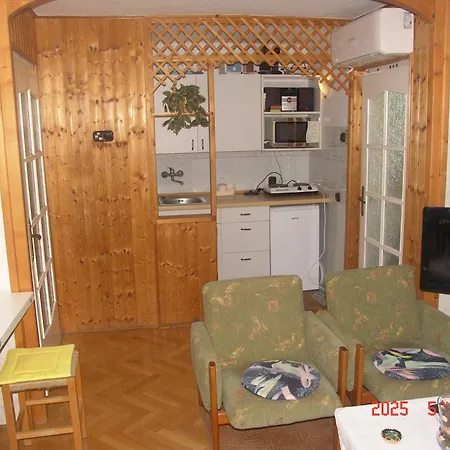 Apartamento Mecsek üdülő Ingyenes Klímával 300 M-re A Fürdőtől