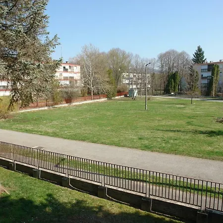 Mecsek üdülő Ingyenes Klímával 300 M-re A Fürdőtől Harkány